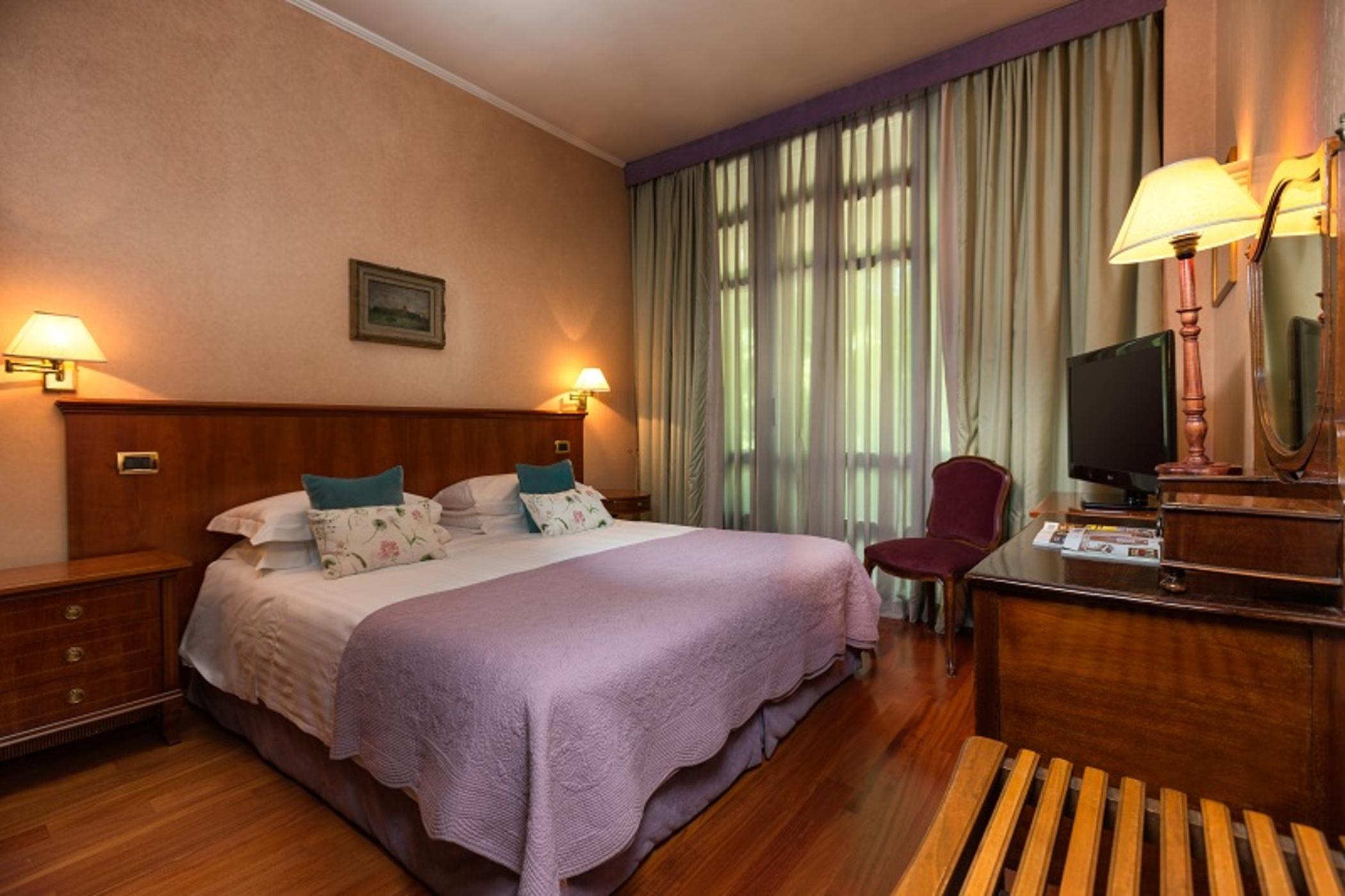 Hotel Fenix Roma Esterno foto