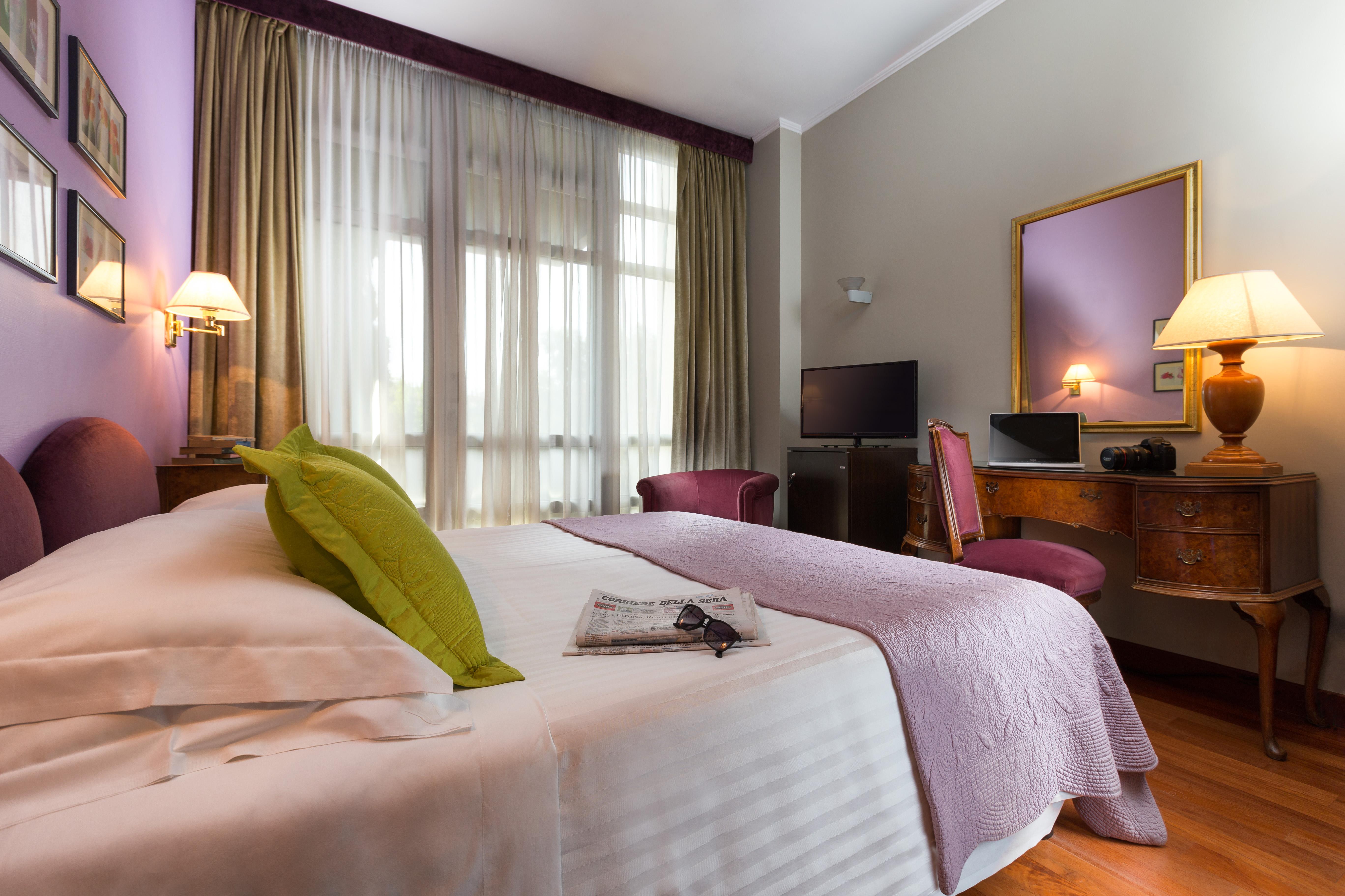 Hotel Fenix Roma Esterno foto