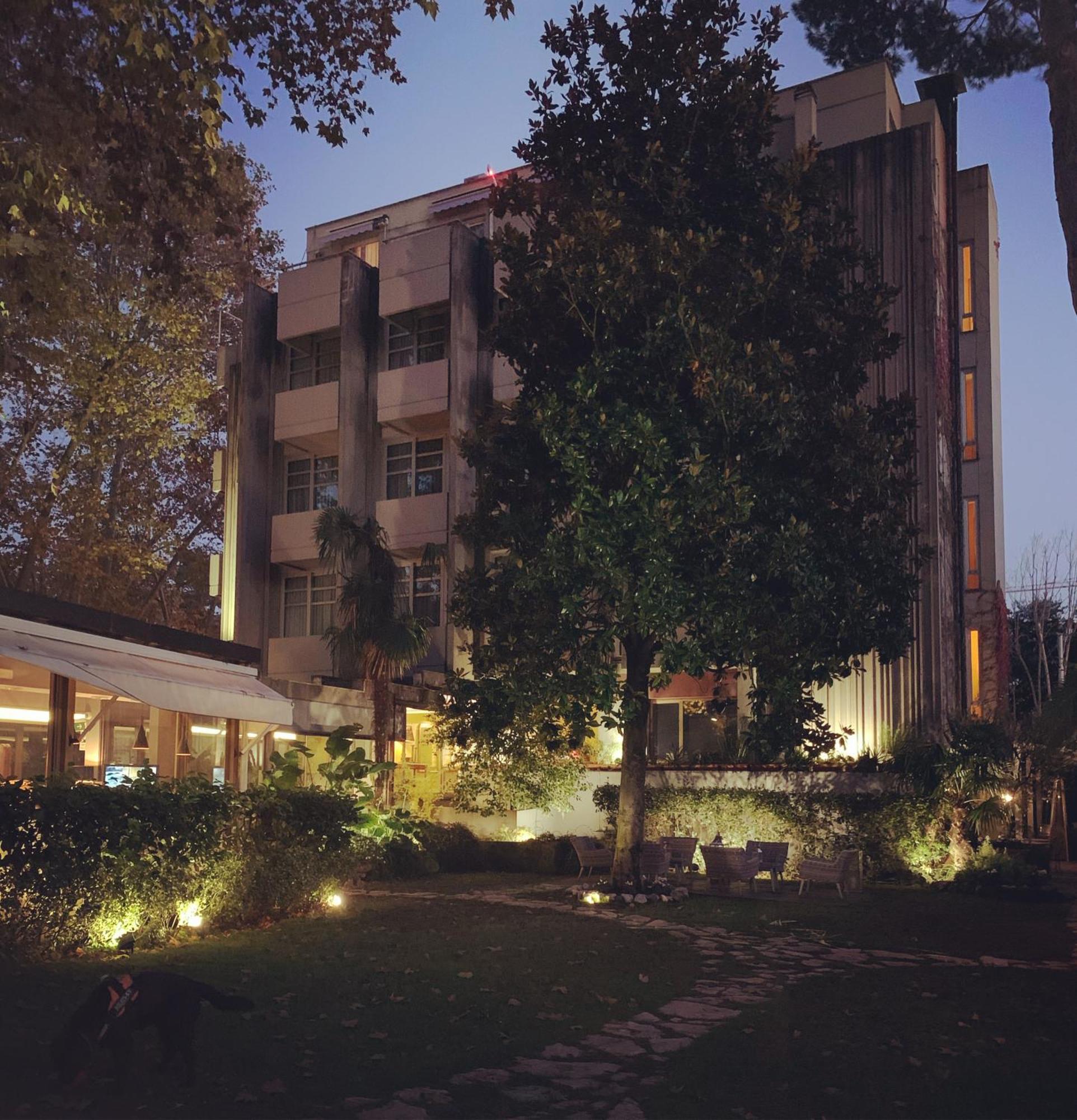 Hotel Fenix Roma Esterno foto