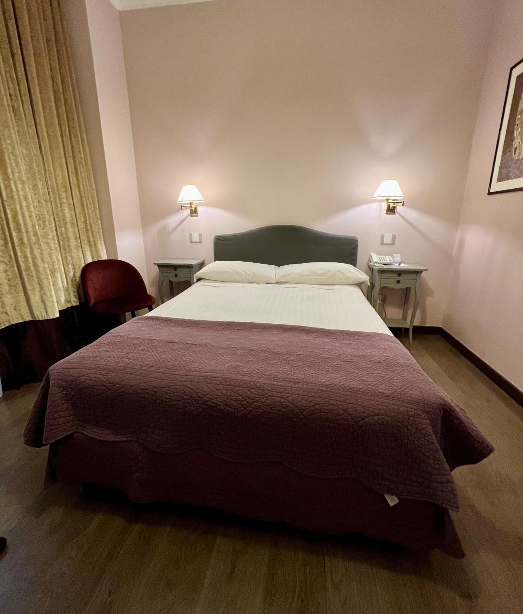Hotel Fenix Roma Esterno foto